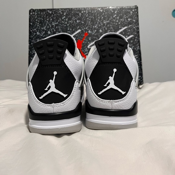 Jordan 4 - military black - Picture 2 of 7